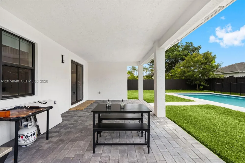15875 SW 90th Ave Palmetto Bay, FL 33157