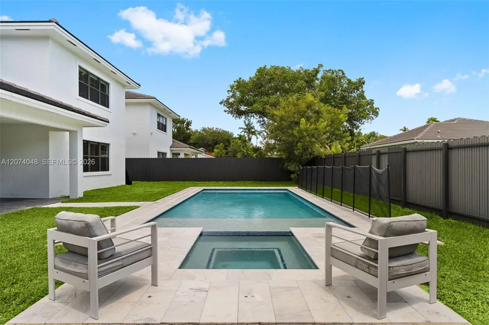 15875 SW 90th Ave Palmetto Bay, FL 33157