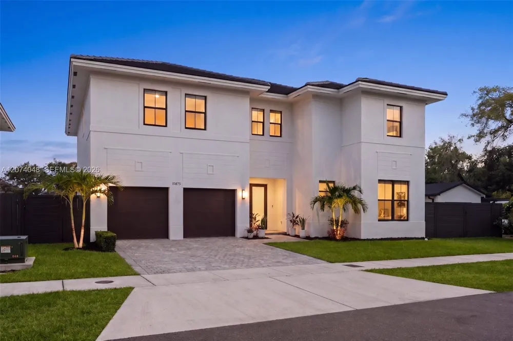 15875 SW 90th Ave Palmetto Bay, FL 33157