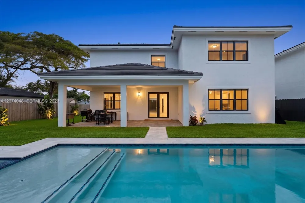 15875 SW 90th Ave Palmetto Bay, FL 33157