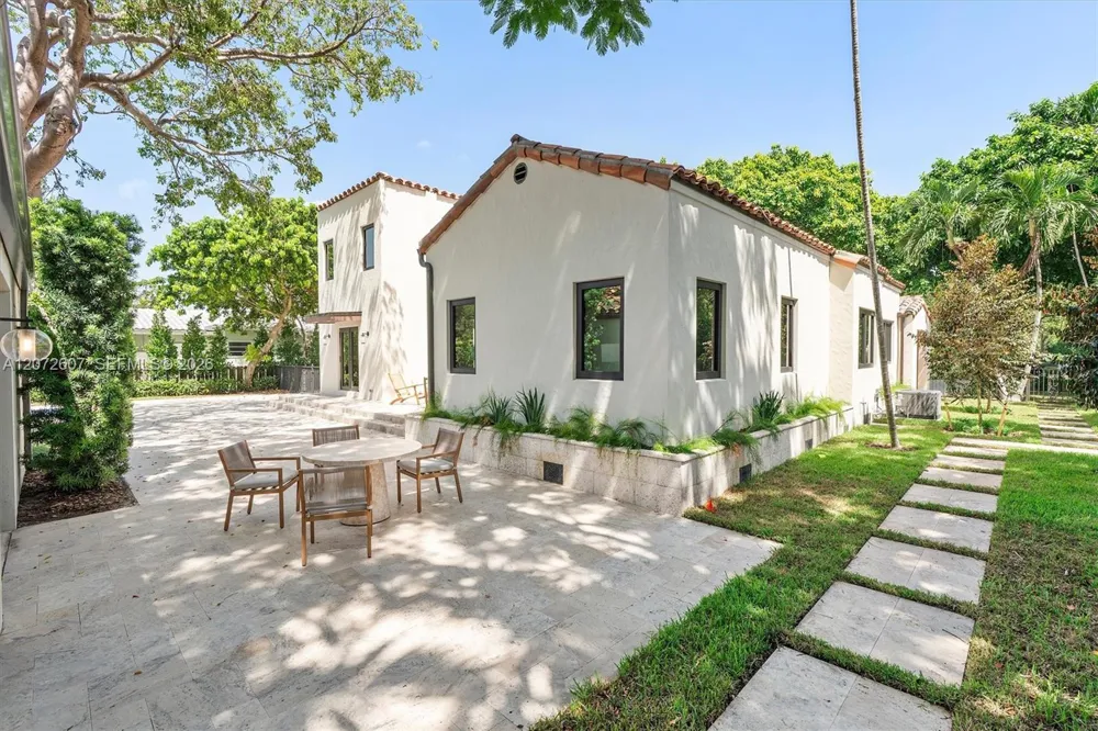 622 NE 98th St Miami Shores, FL 33138
