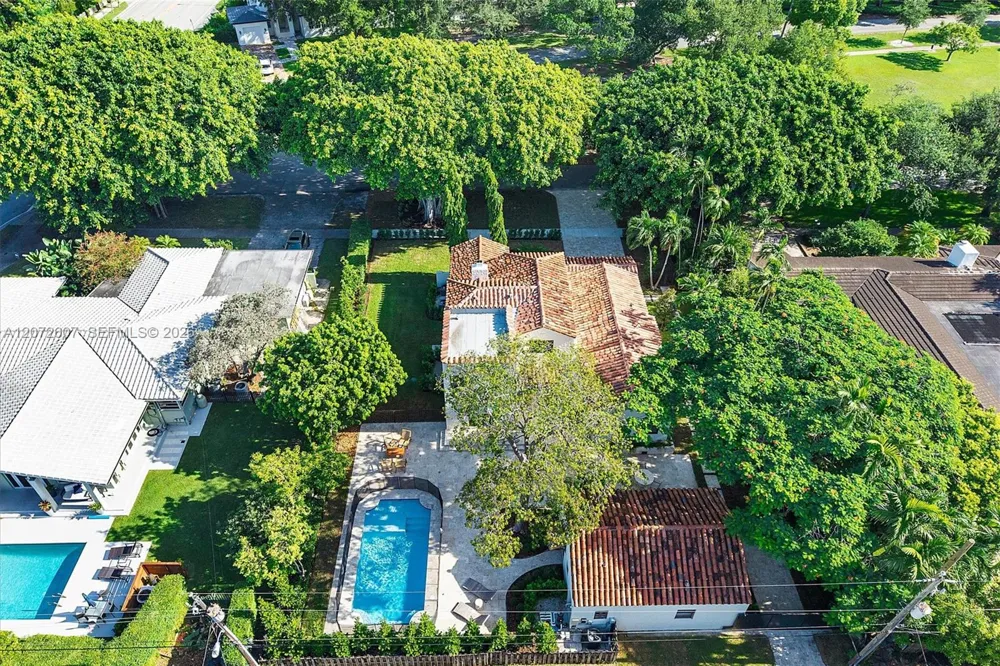 622 NE 98th St Miami Shores, FL 33138