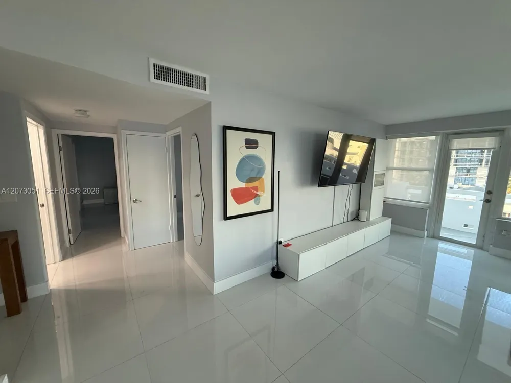 3111 Ocean Dr #506 Hollywood, FL 33019
