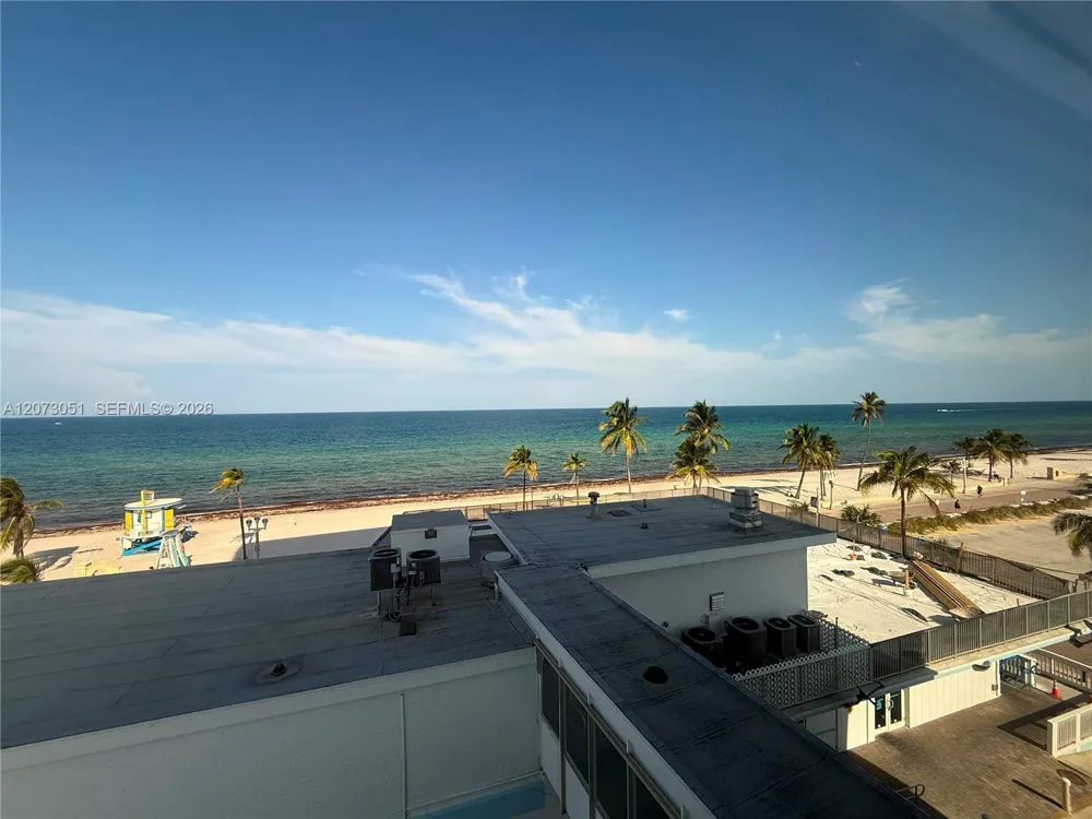 3111 Ocean Dr #506 Hollywood, FL 33019