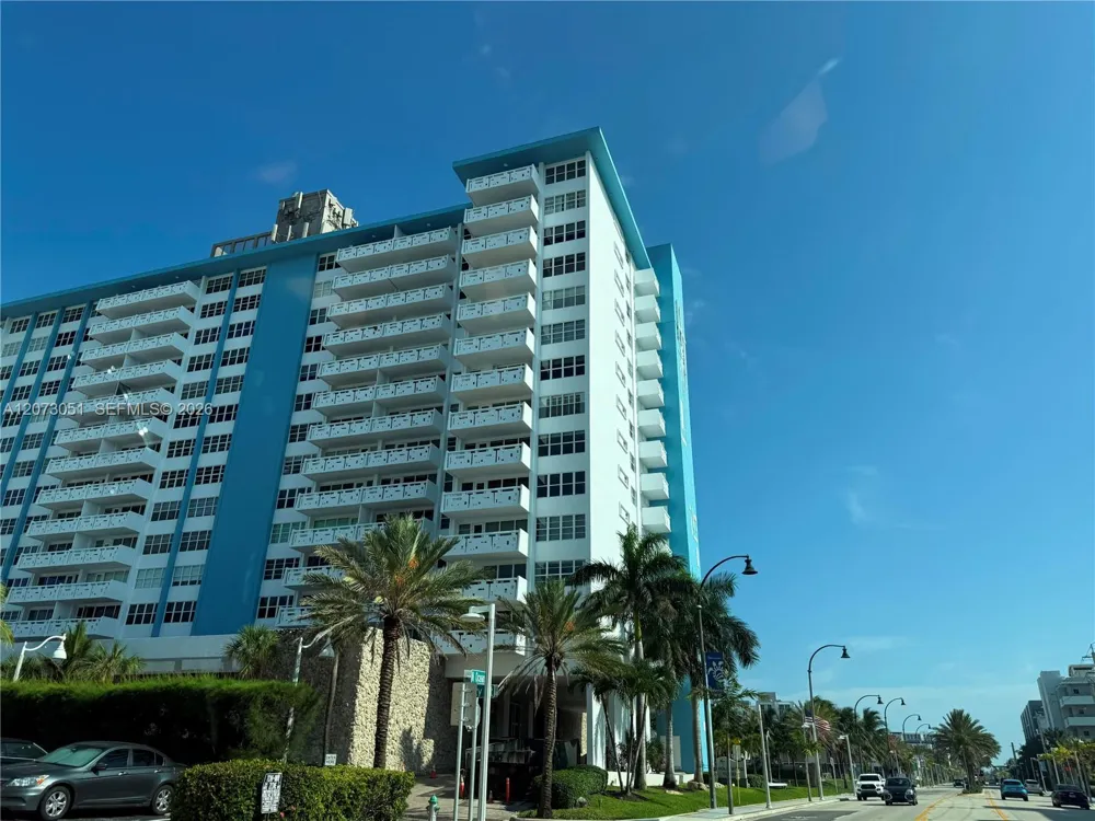3111 Ocean Dr #506 Hollywood, FL 33019