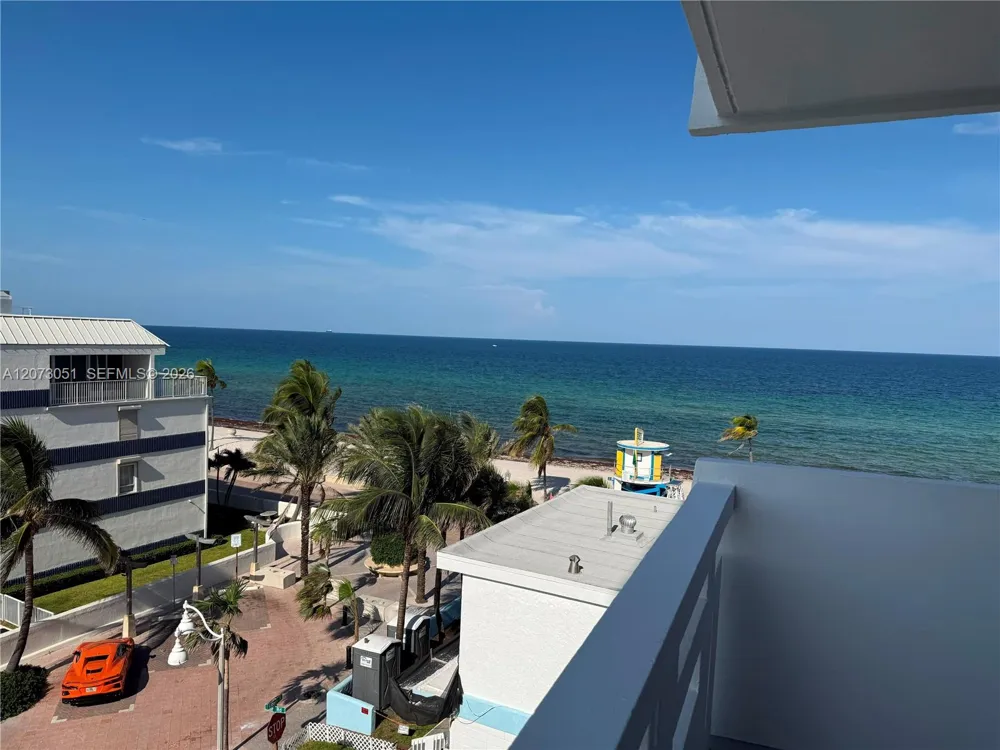 3111 Ocean Dr #506 Hollywood, FL 33019