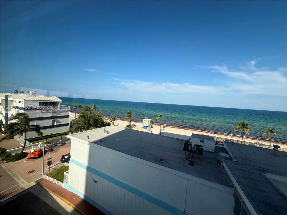 3111 Ocean Dr #506 Hollywood, FL 33019