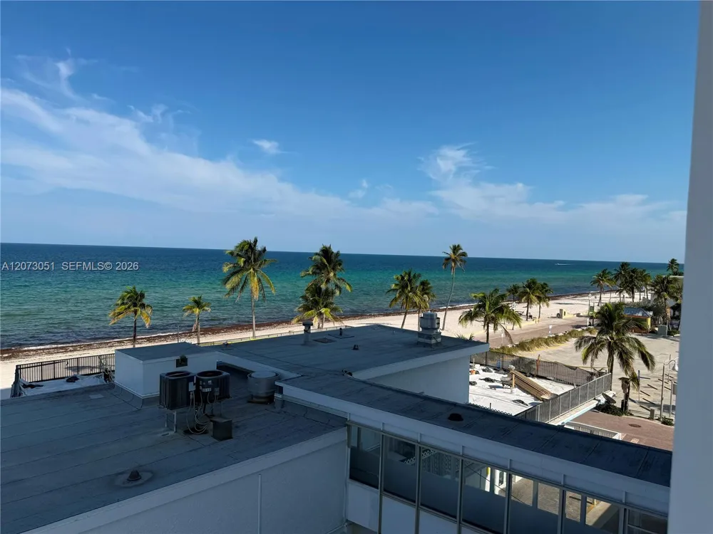 3111 Ocean Dr #506 Hollywood, FL 33019