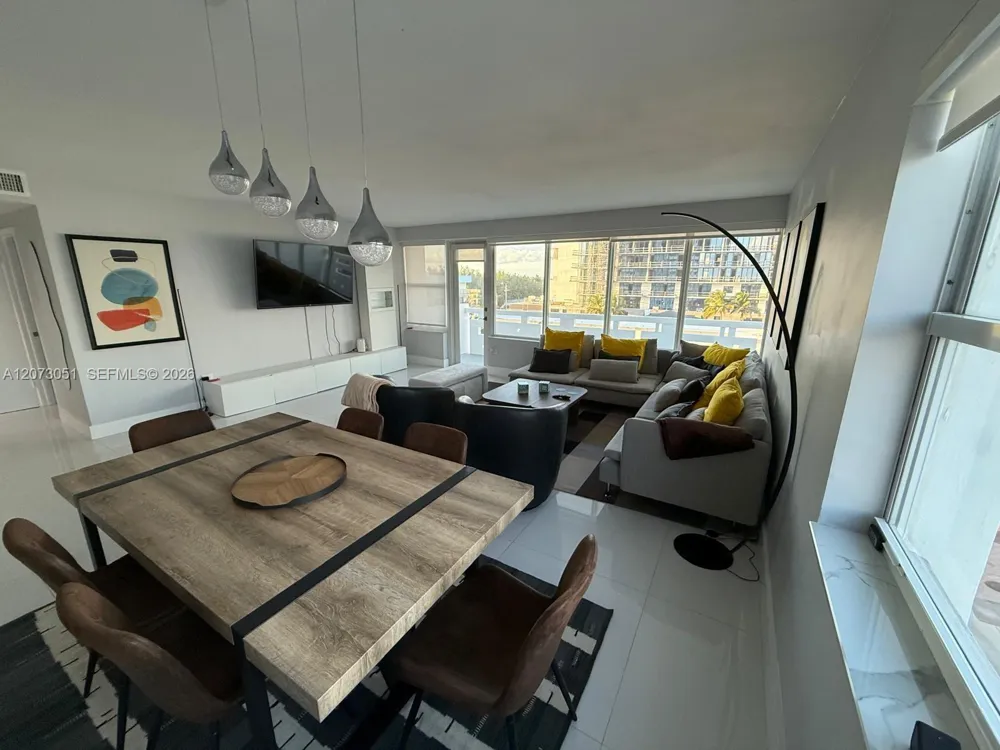 3111 Ocean Dr #506 Hollywood, FL 33019