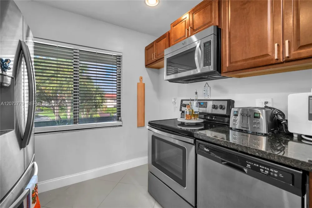 7956 Eastlake Dr #F Boca Raton, FL 33433