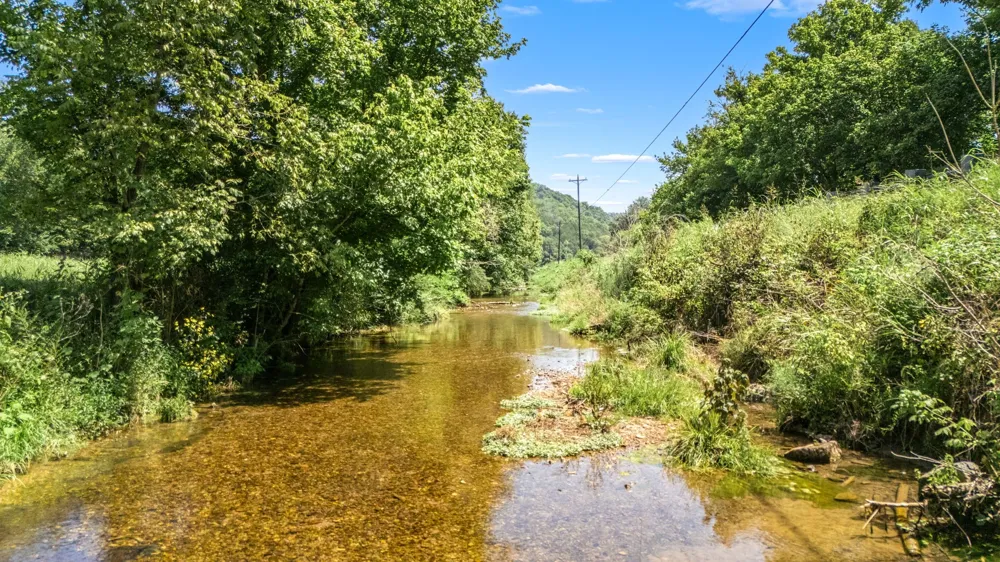 2203 Stones River Rd Woodbury, TN 37190