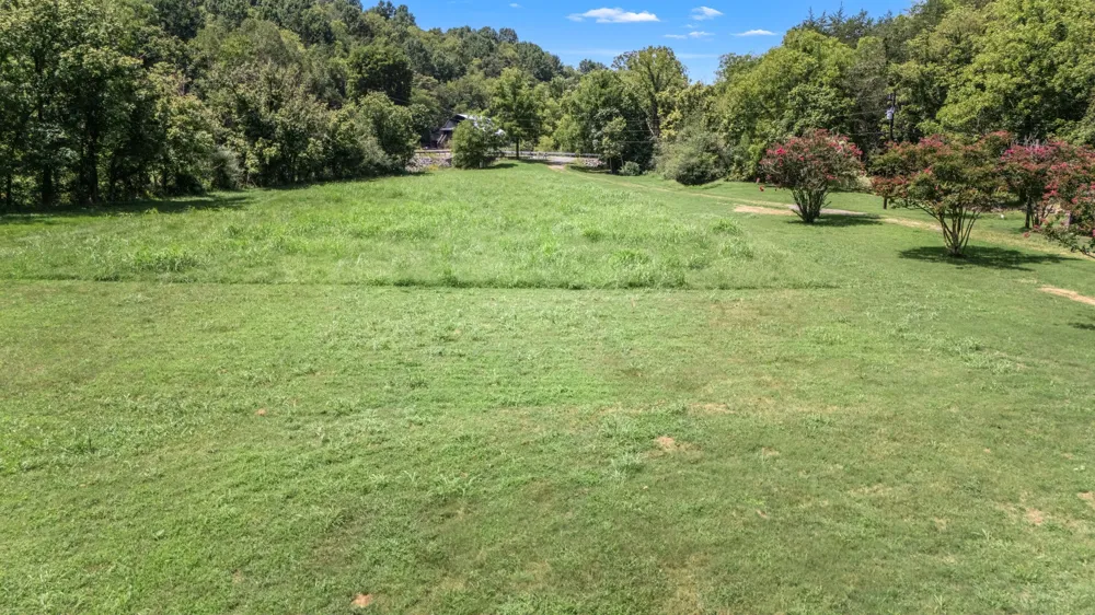 2203 Stones River Rd Woodbury, TN 37190