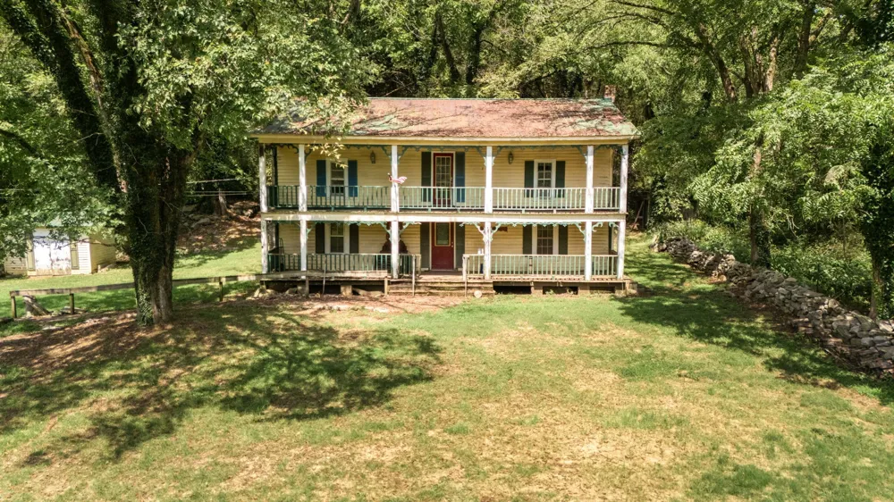 2203 Stones River Rd Woodbury, TN 37190