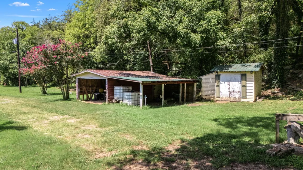 2203 Stones River Rd Woodbury, TN 37190
