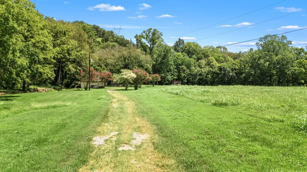2203 Stones River Rd Woodbury, TN 37190