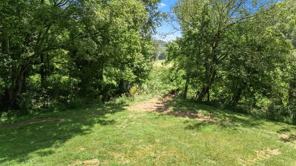 2203 Stones River Rd Woodbury, TN 37190