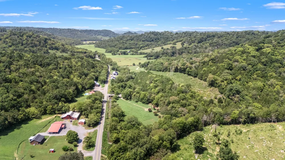 2203 Stones River Rd Woodbury, TN 37190