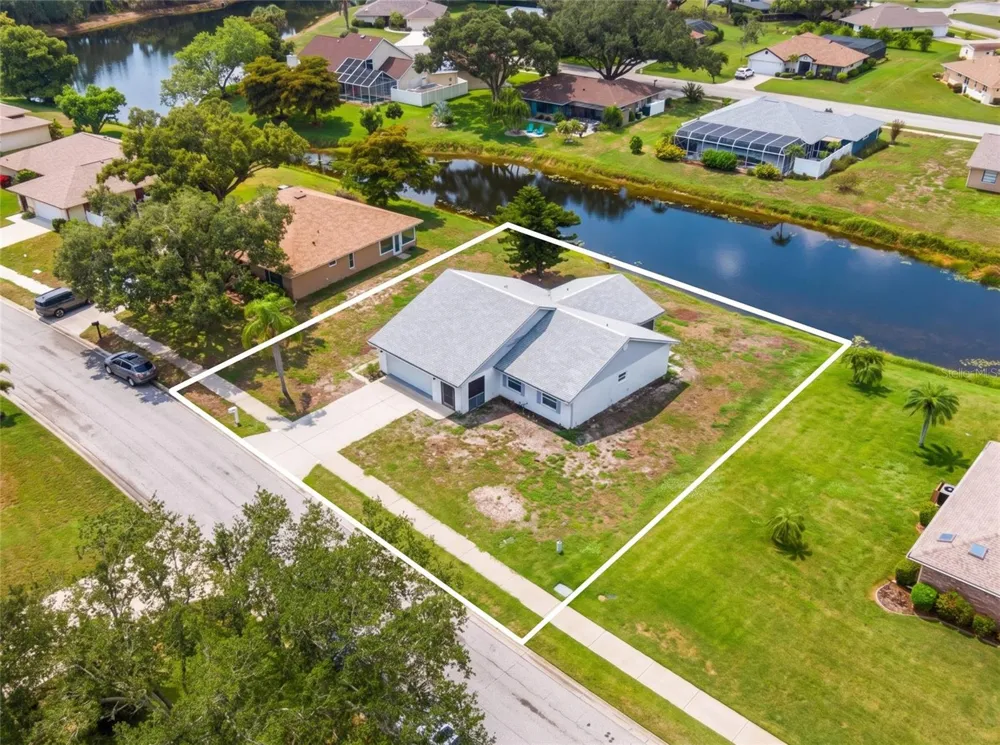 112 WOODINGHAM DRIVE Venice, FL 34292