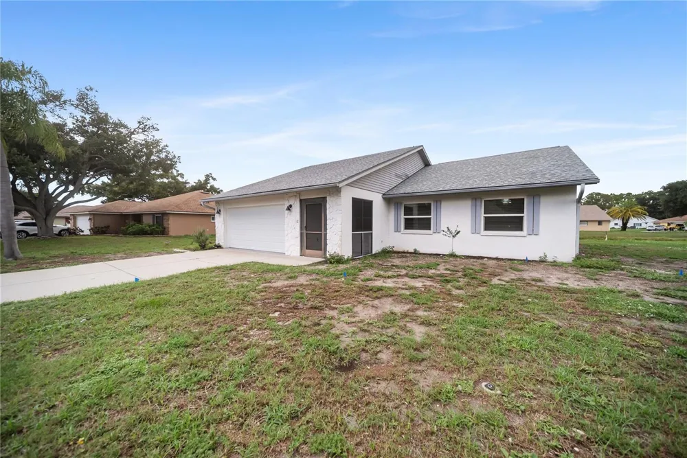 112 WOODINGHAM DRIVE Venice, FL 34292