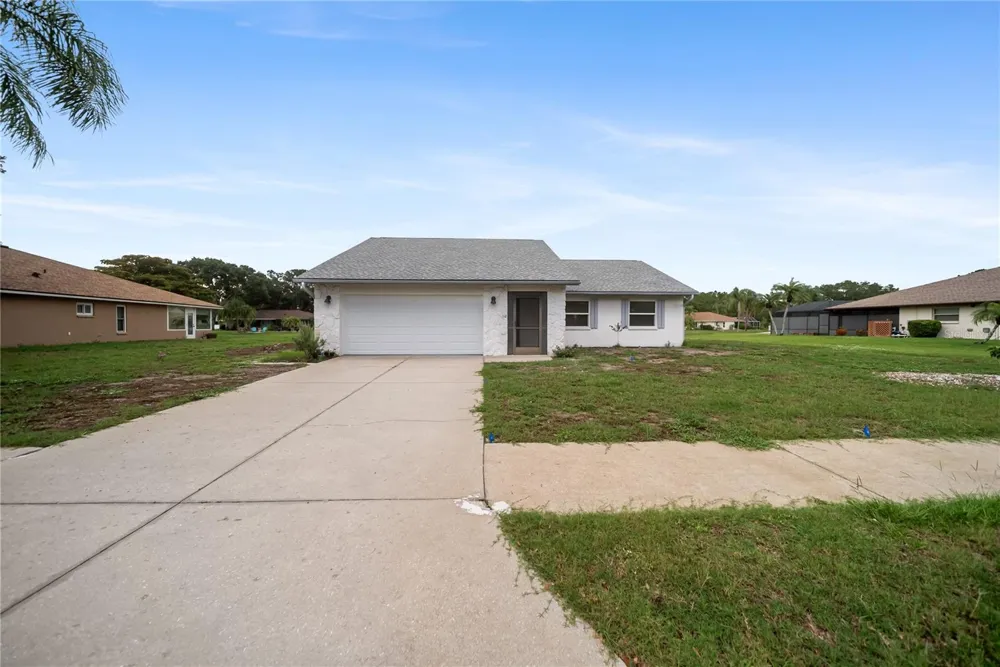 112 WOODINGHAM DRIVE Venice, FL 34292