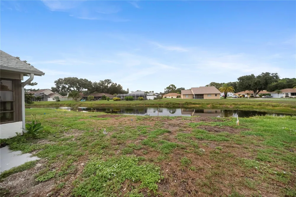 112 WOODINGHAM DRIVE Venice, FL 34292