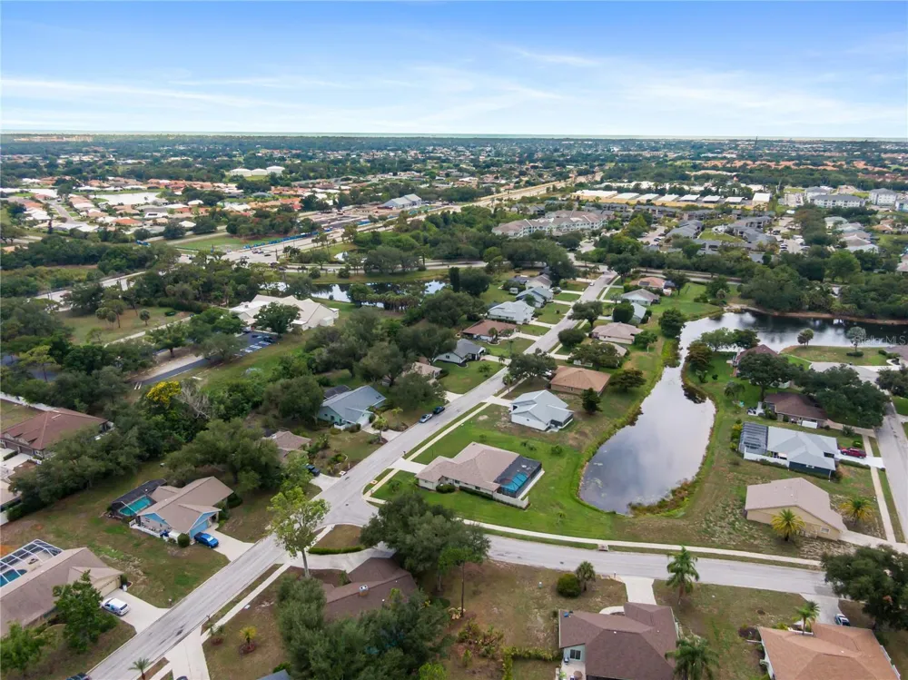 112 WOODINGHAM DRIVE Venice, FL 34292
