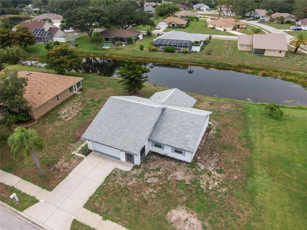 112 WOODINGHAM DRIVE Venice, FL 34292