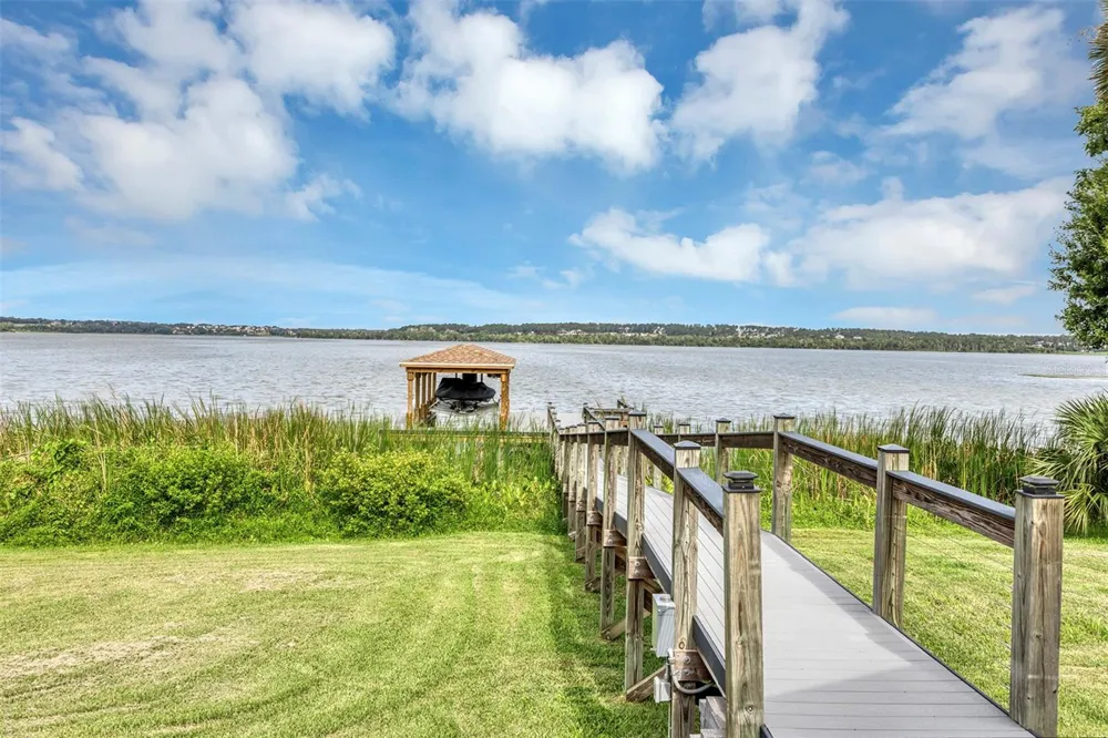 1112 HULL ISLAND DRIVE Oakland, FL 34787