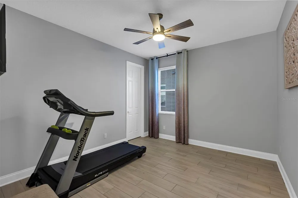 1112 HULL ISLAND DRIVE Oakland, FL 34787