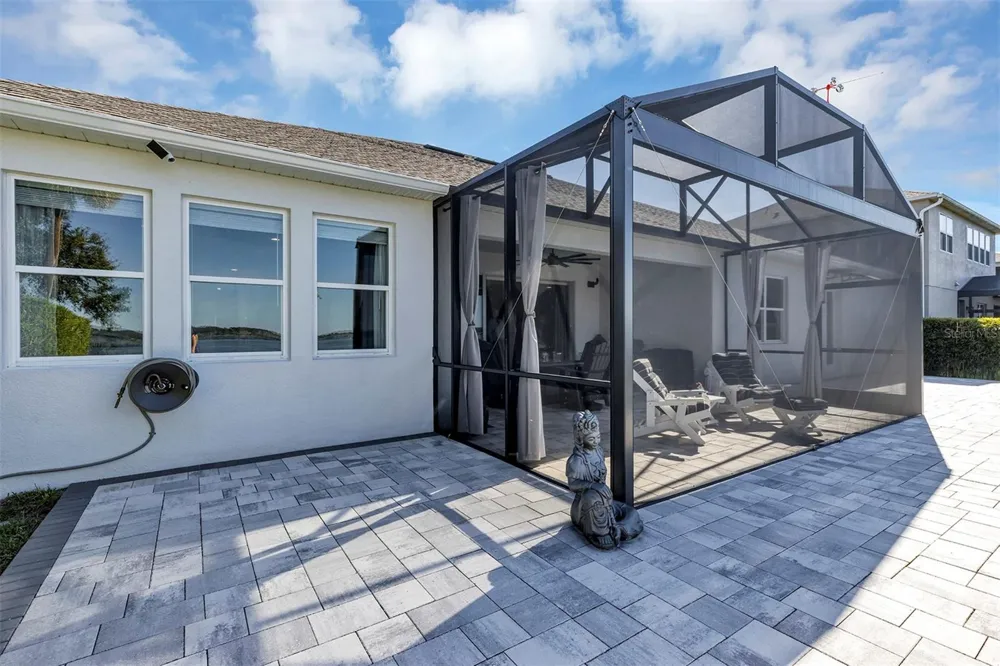 1112 HULL ISLAND DRIVE Oakland, FL 34787