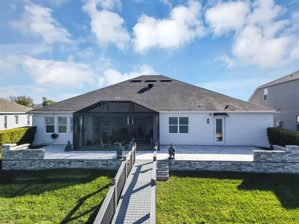 1112 HULL ISLAND DRIVE Oakland, FL 34787