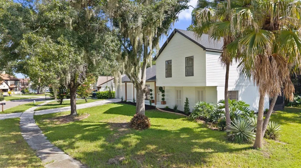 3720 MURRAY DALE DRIVE Valrico, FL 33596
