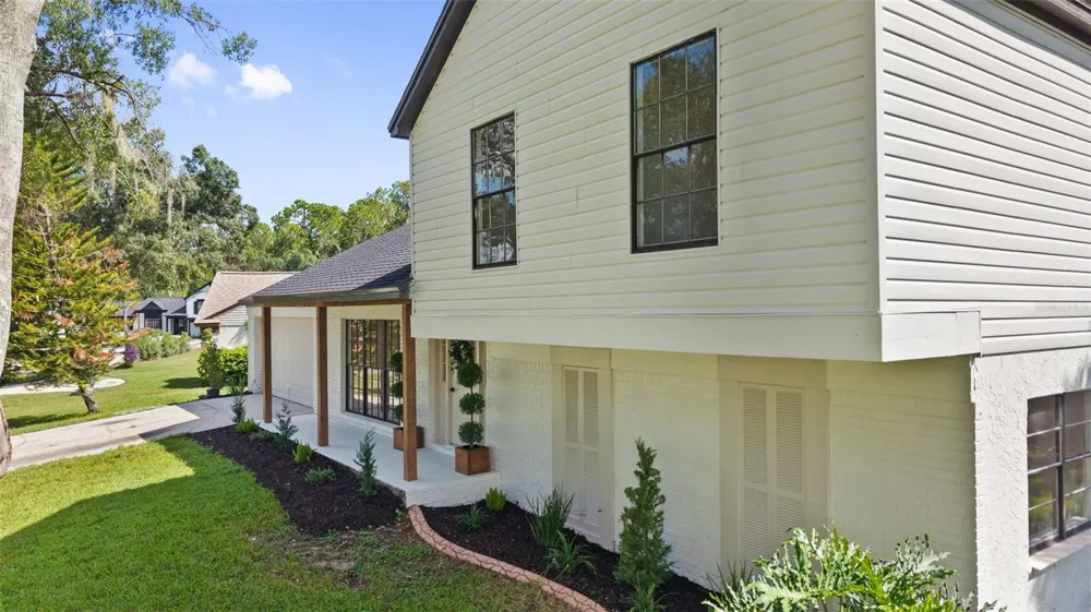 3720 MURRAY DALE DRIVE Valrico, FL 33596