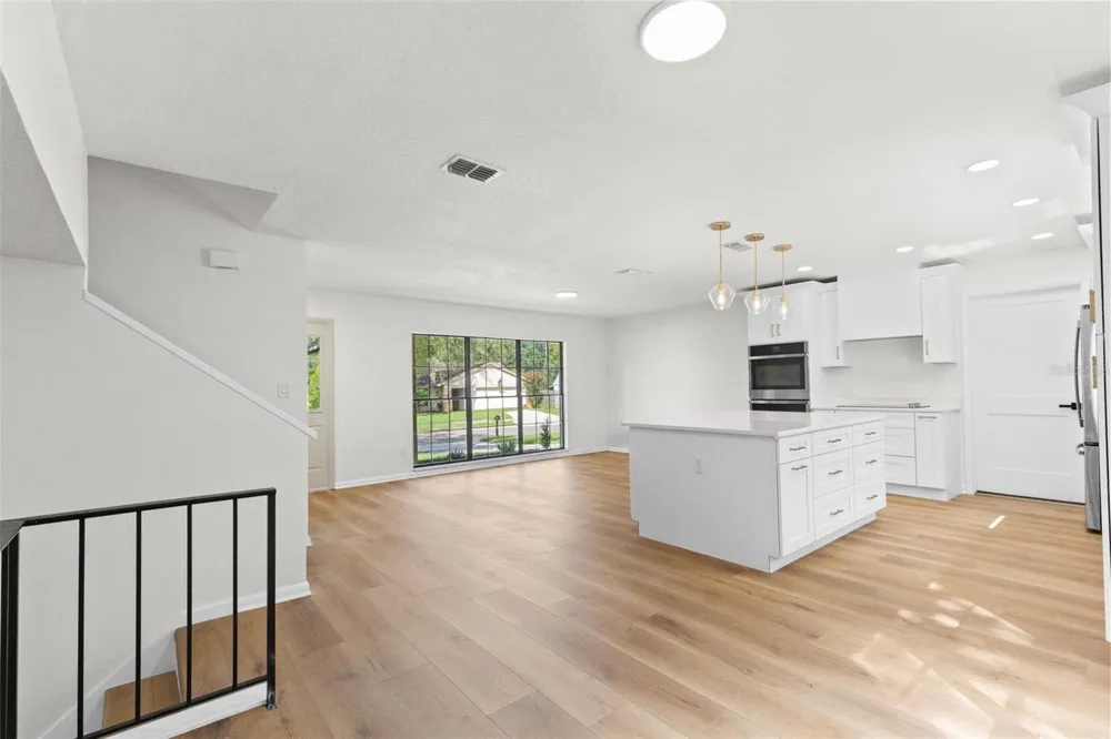 3720 MURRAY DALE DRIVE Valrico, FL 33596