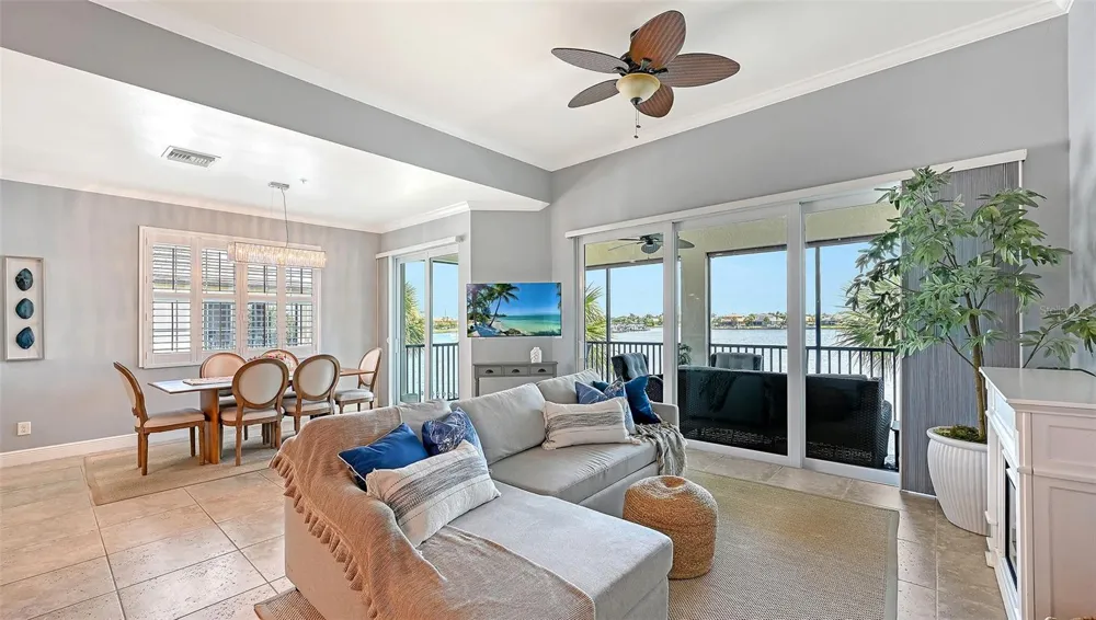1041 RIVERSCAPE STREET #1041 Bradenton, FL 34208