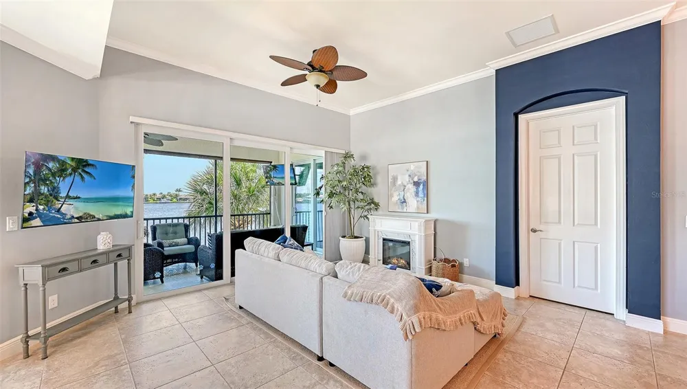 1041 RIVERSCAPE STREET #1041 Bradenton, FL 34208