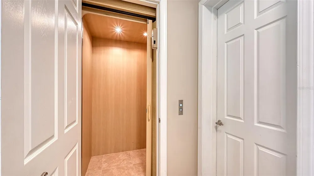 1041 RIVERSCAPE STREET #1041 Bradenton, FL 34208