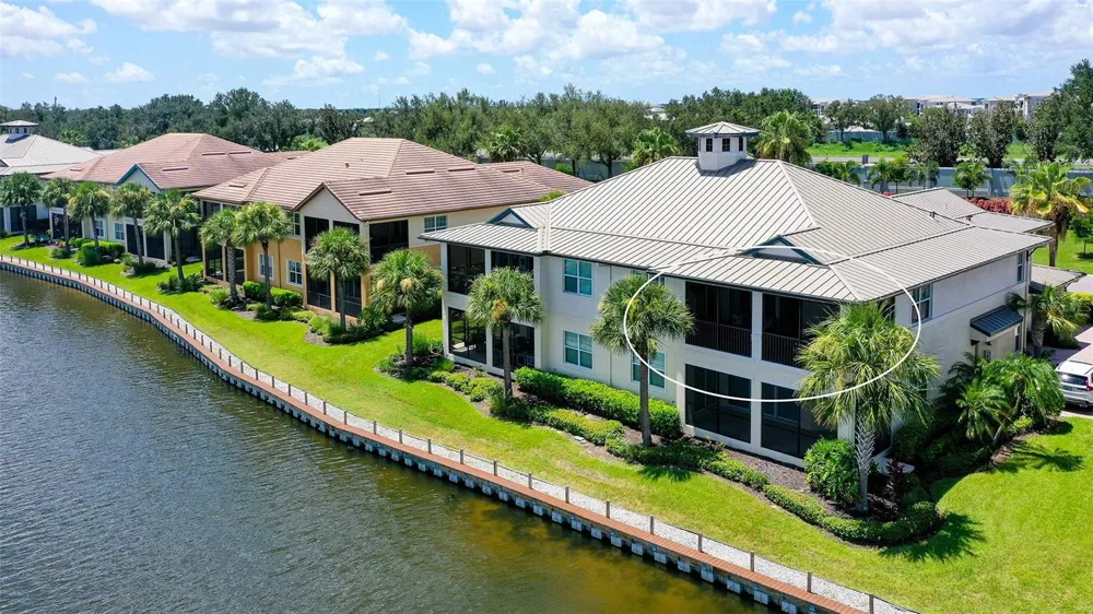 1041 RIVERSCAPE STREET #1041 Bradenton, FL 34208