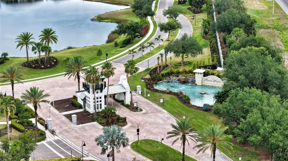 1041 RIVERSCAPE STREET #1041 Bradenton, FL 34208