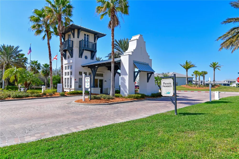 1041 RIVERSCAPE STREET #1041 Bradenton, FL 34208
