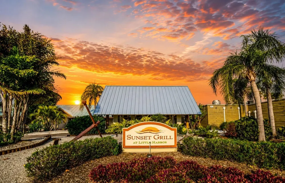 205 2ND AVENUE SE Ruskin, FL 33570