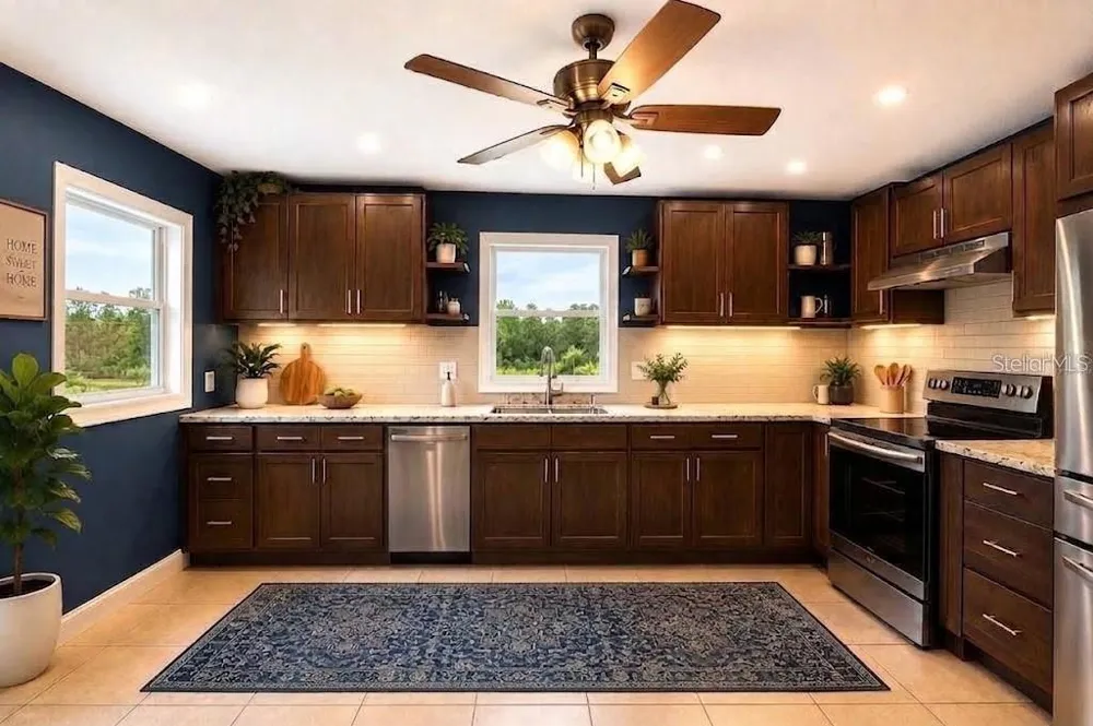 205 2ND AVENUE SE Ruskin, FL 33570
