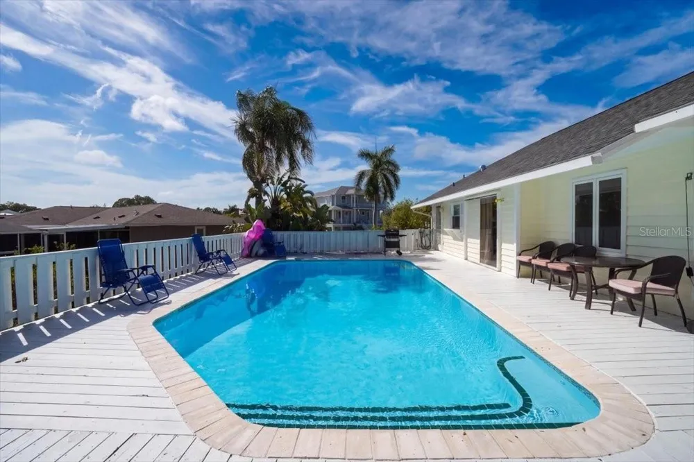 2407 PALMA SOLA BOULEVARD Bradenton, FL 34209