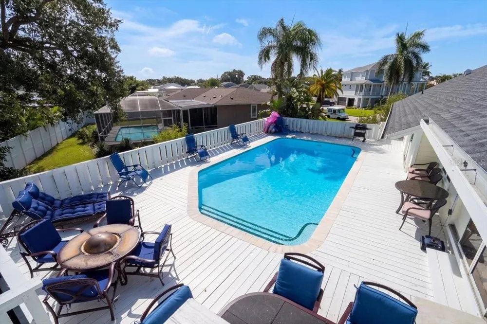2407 PALMA SOLA BOULEVARD Bradenton, FL 34209
