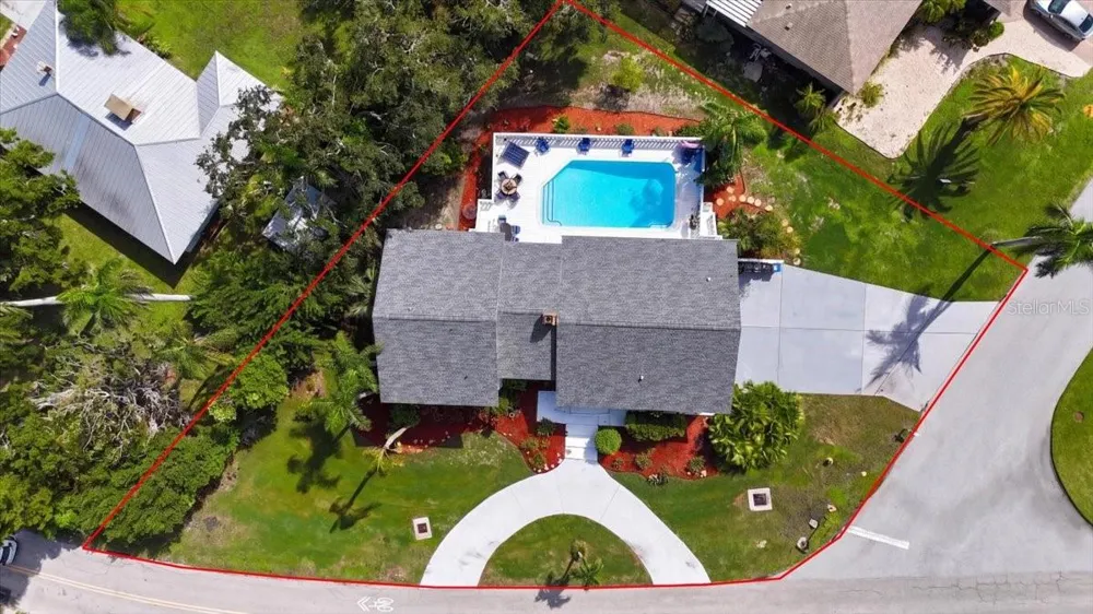 2407 PALMA SOLA BOULEVARD Bradenton, FL 34209