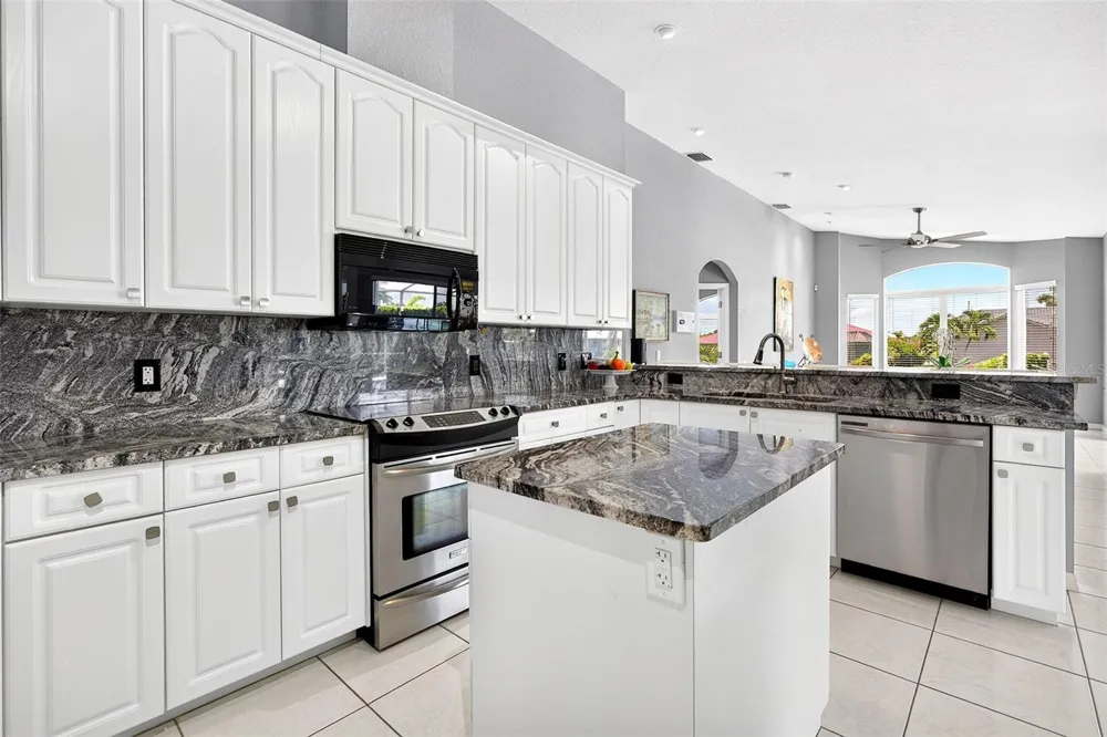 1552 AQUI ESTA DRIVE Punta Gorda, FL 33950
