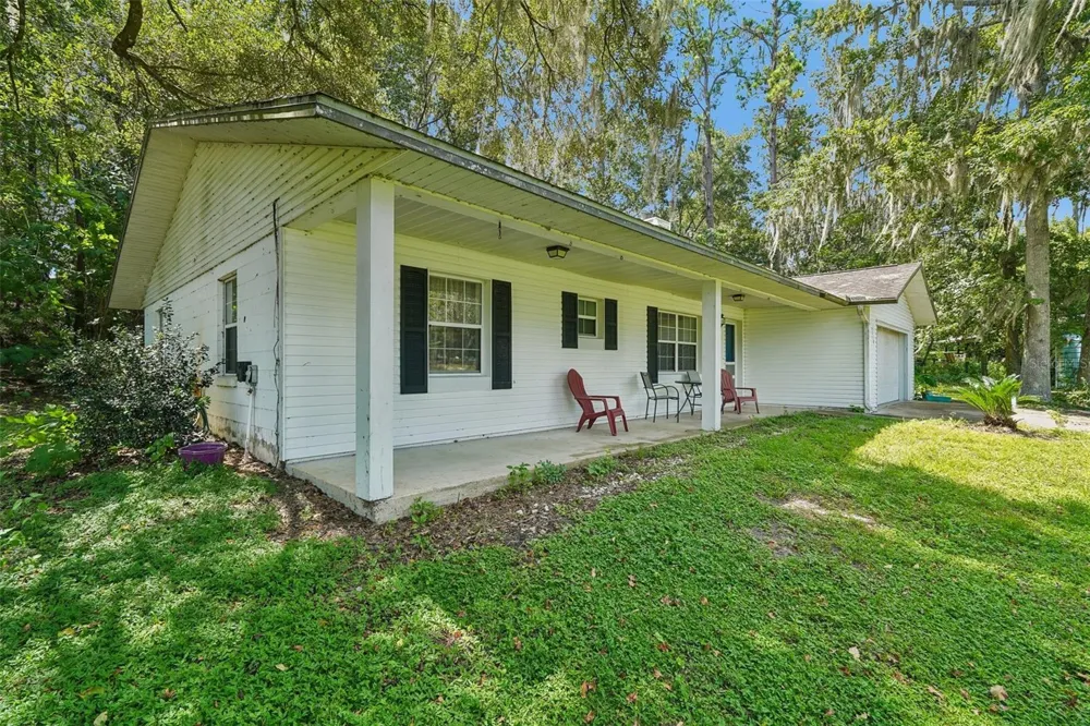 5230 NW 144TH PLACE Reddick, FL 32686