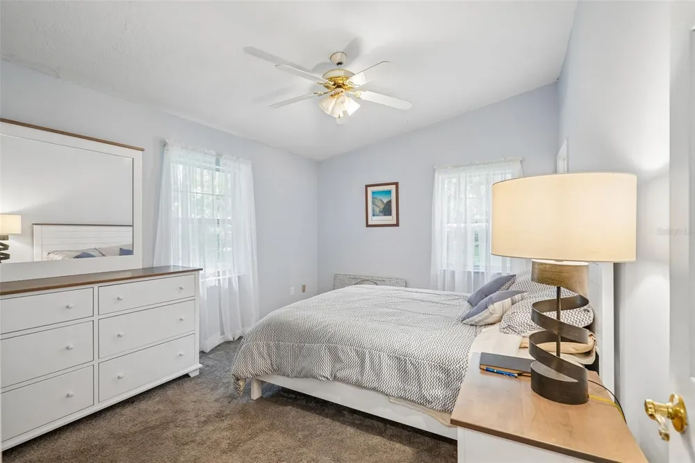 5230 NW 144TH PLACE Reddick, FL 32686