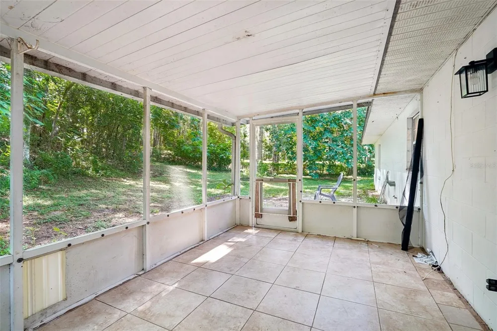 5230 NW 144TH PLACE Reddick, FL 32686