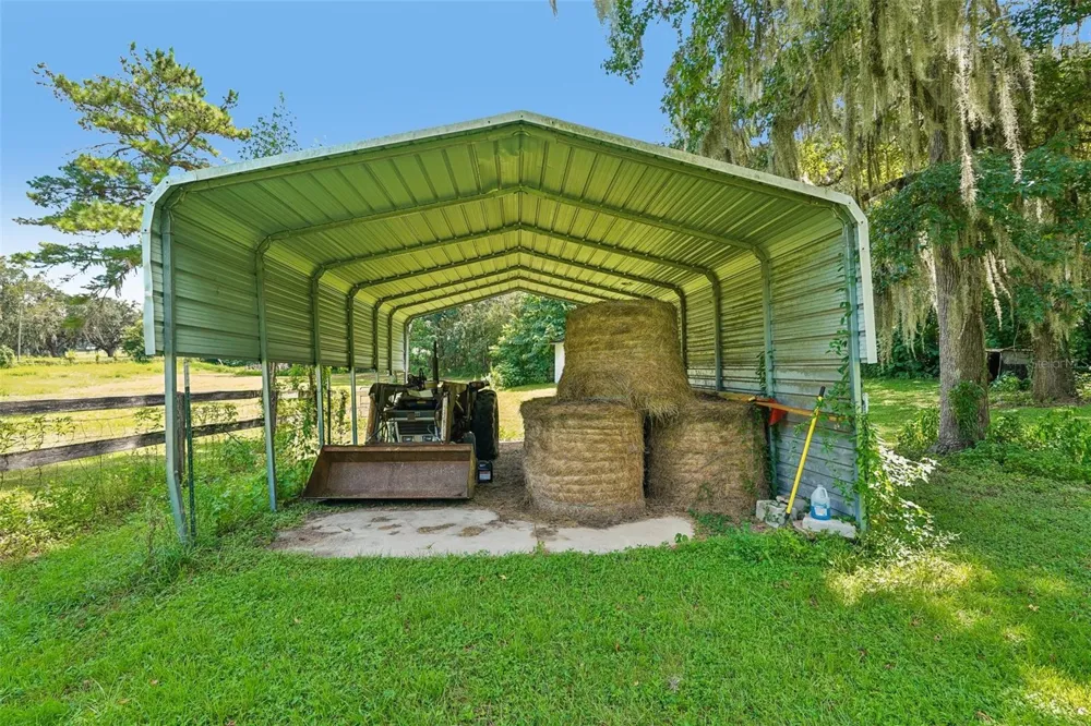 5230 NW 144TH PLACE Reddick, FL 32686